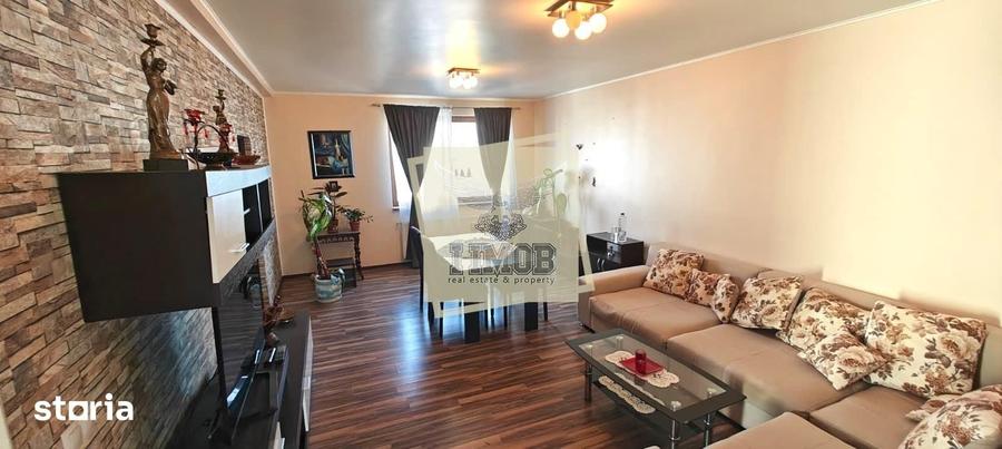Apartament 3 camere terasa 80 mp si curte 145 mp zona Calea Cisnadiei - 19