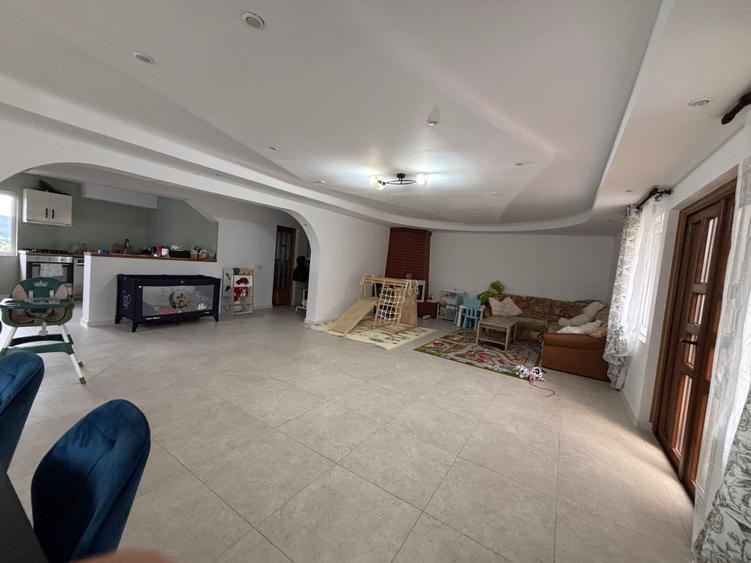 Casa la munte P+1 curte 1800mp si anexe la 10 km de Vatra Dornei - 9