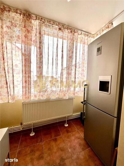 Apartament cu 3 camere decomandat în Obcini