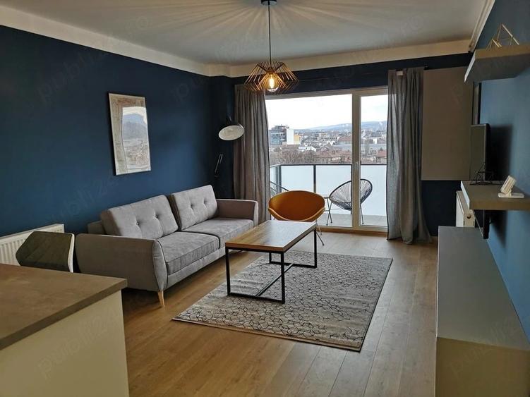 Apartament cu 2 camere semidecomandat în Central