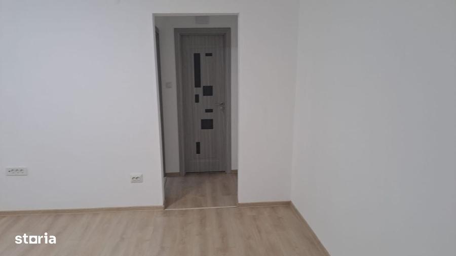 Apartament cu 2 camere semidecomandat în Viziru 3