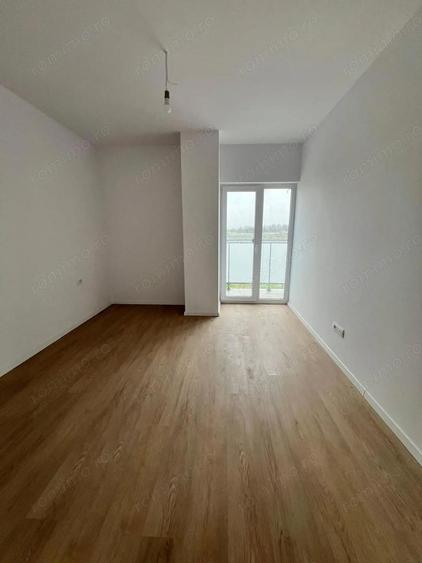 Apartament cu 3 camere decomandat în Torontalului