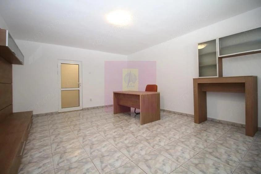 Apartament cu 3 camere de vanzare Decebal adiacent - 3