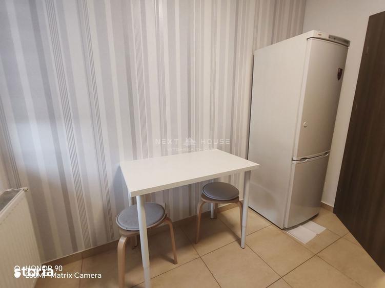Apartament cu 2 camere decomandat, mobilat în Cișmigiu