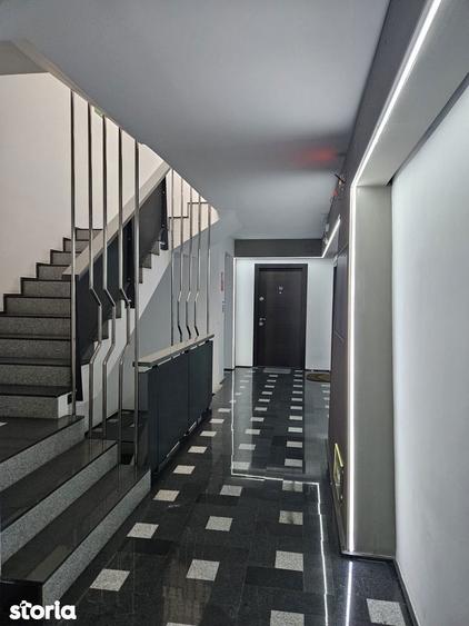 Apartament cu 2 camere semidecomandat în Victoriei