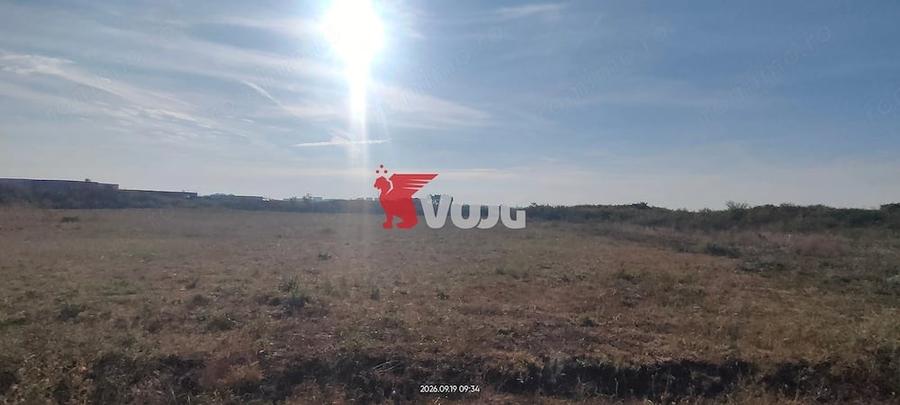 Teren de 900 mp, în Torontalului