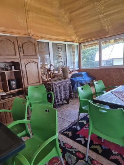 Casă cu 6 camere cu Teren 750 Mp în Central