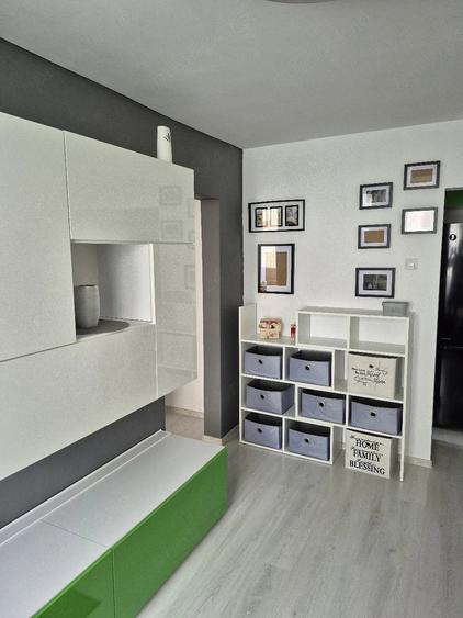 Apartament cu 2 camere semidecomandat în Dacia