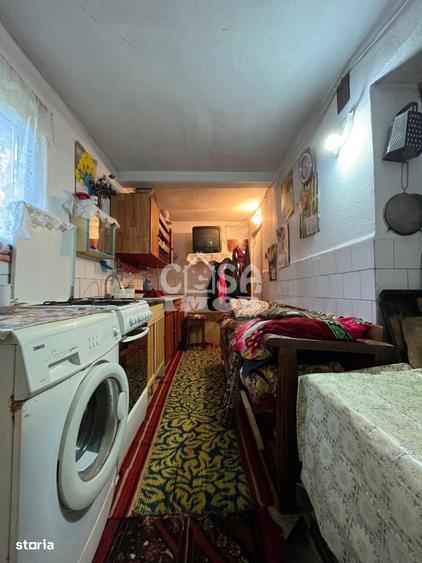 Casă cu 4 camere în Căprioru