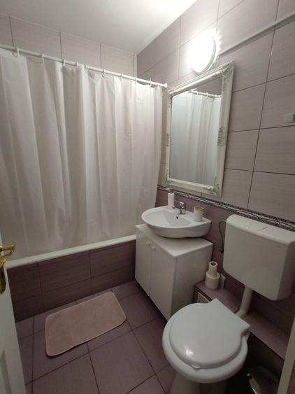Apartament cu 2 camere semidecomandat, mobilat în Câmpia Libertății