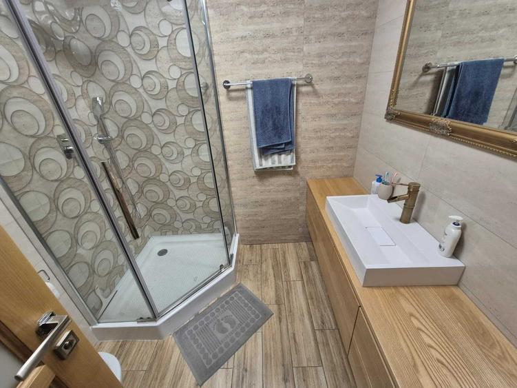 Apartament cu 2 camere decomandat în Burdujeni