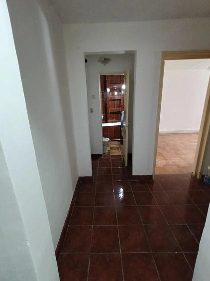 Apartament cu 2 camere decomandat în Viziru 1