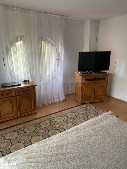 Casă cu 4 camere în Central