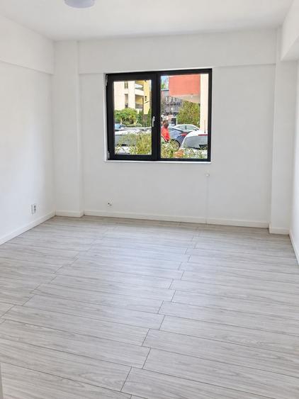 Apartament cu 2 camere decomandat în Prelungirea Ghencea