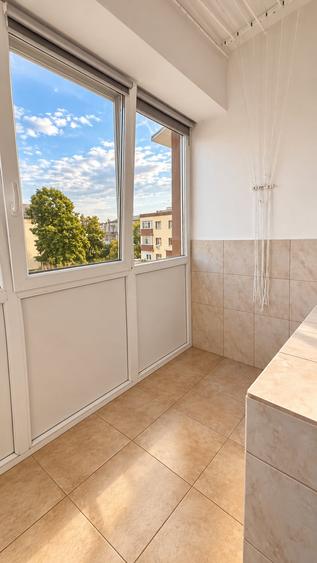 Apartament cu 2 camere semidecomandat în Girocului
