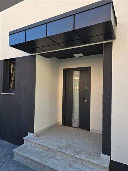 Duplex cu 5 camere cu Canalizare în Bucureștii Noi