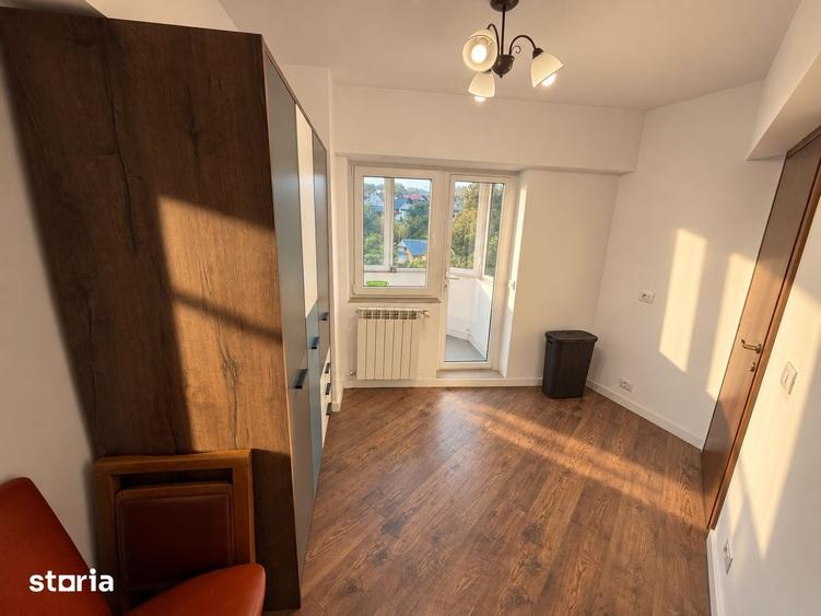 Apartament cu 4 camere în Păcurari