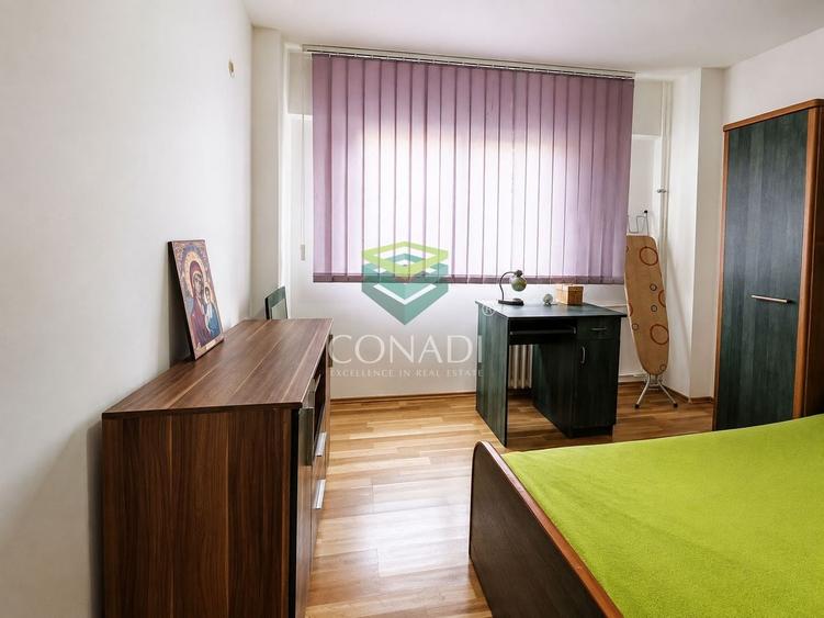 Apartament cu 3 camere decomandat, mobilat în Drumul Taberei