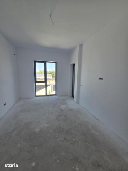 Casă cu 4 camere cu Teren 270 Mp în Central