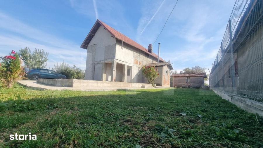 Casă cu 4 camere cu Teren 1550 Mp în Drăgănești