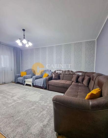 Apartament cu 3 camere decomandat, mobilat în Alexandru cel Bun