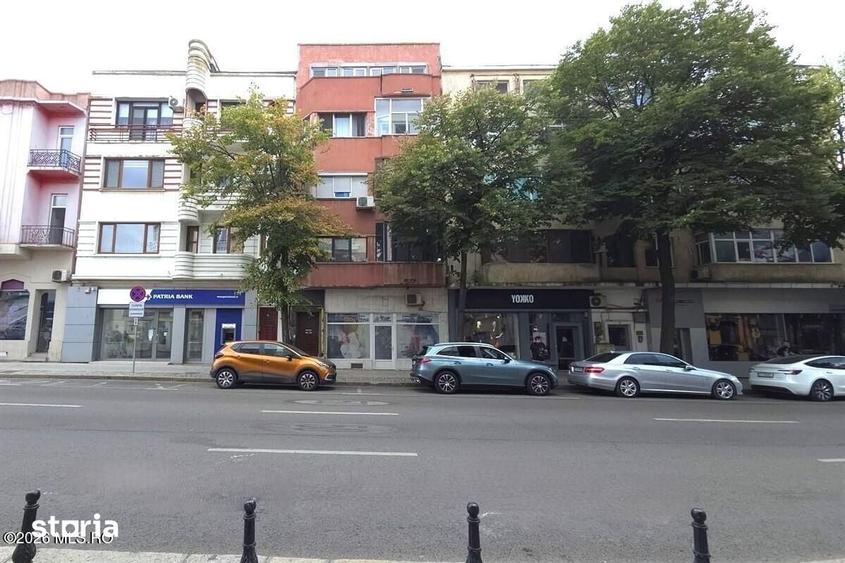 Apartament cu 5 camere în Central