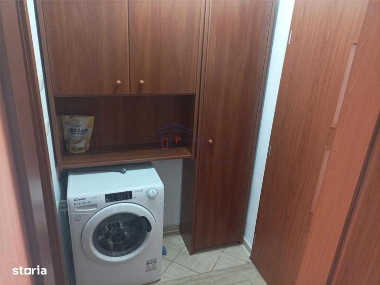 Apartament cu 3 camere semidecomandat în Ultracentral