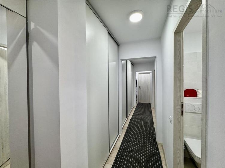 Apartament cu 3 camere decomandat în Triaj