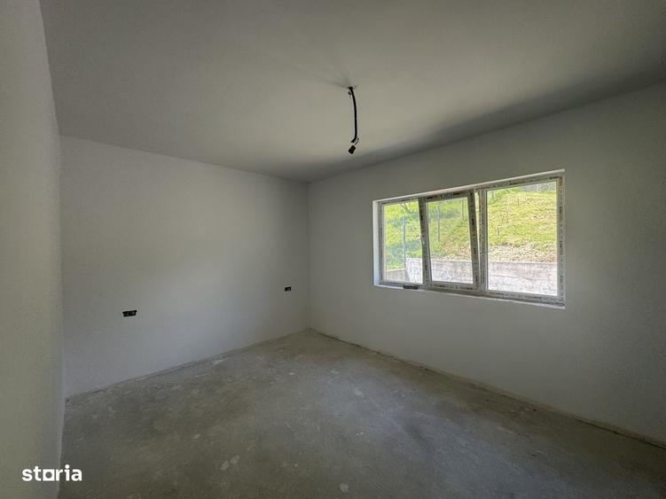 Casă cu 2 camere în Uiasca