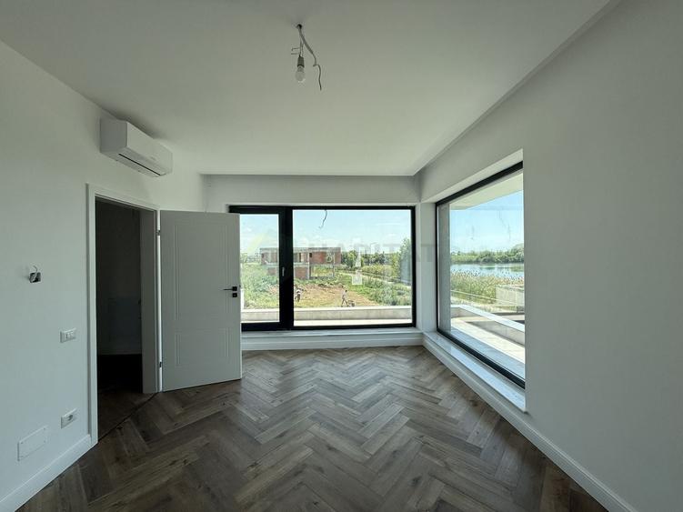 Casă individuală cu 6 camere cu Piscina în Tunari