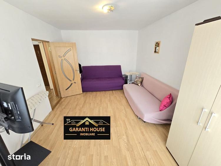 Apartament cu 2 camere decomandat în Republicii