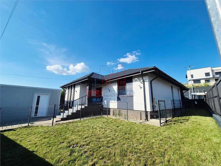 Casă cu 3 camere cu Teren 400 Mp în Filiași
