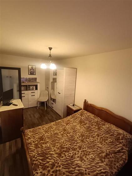 Apartament cu 3 camere decomandat în Gării