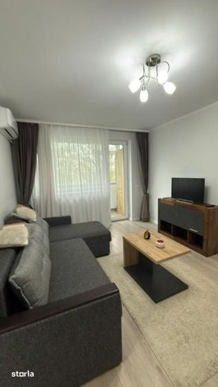 Apartament cu 2 camere semidecomandat în Tomis I