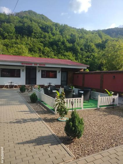 Casă cu 6 camere în Central