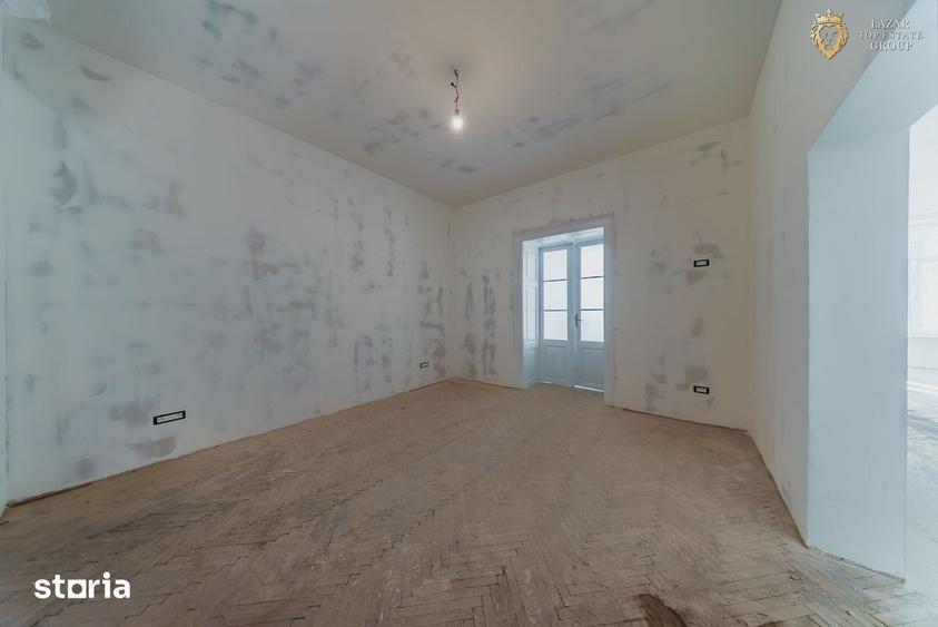 Apartament cu 4 camere semidecomandat în Ultracentral