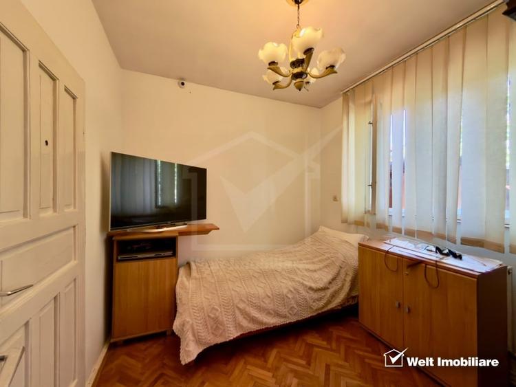Casă individuală cu 6 camere cu Canalizare în Între Lacuri