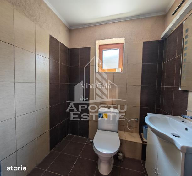 Duplex de vanzare cu 5 camere si 3 bai, mobilat si utilat, Dumbravita