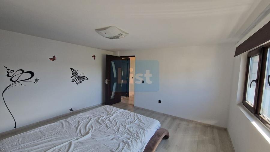 Casă cu 3 camere cu Teren 190 Mp în Hotvon