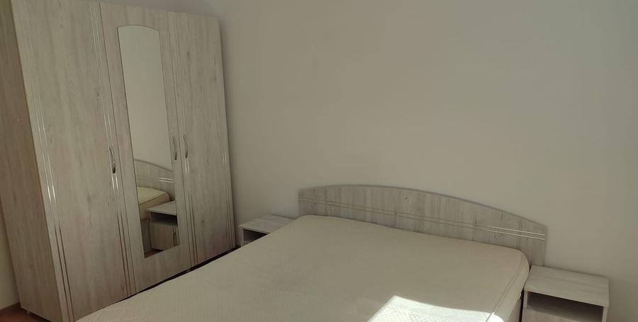 Apartament cu 2 camere decomandat în Drumul Taberei