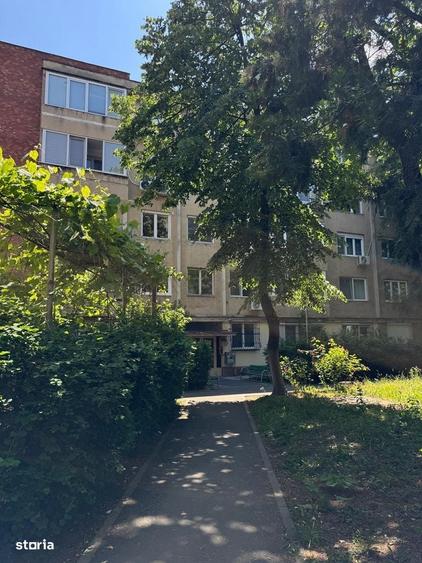 Apartament cu 2 camere semidecomandat în Podgoria