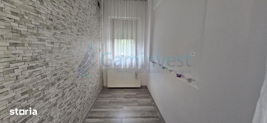 Casă cu 4 camere cu Teren 1755 Mp în Aușeu