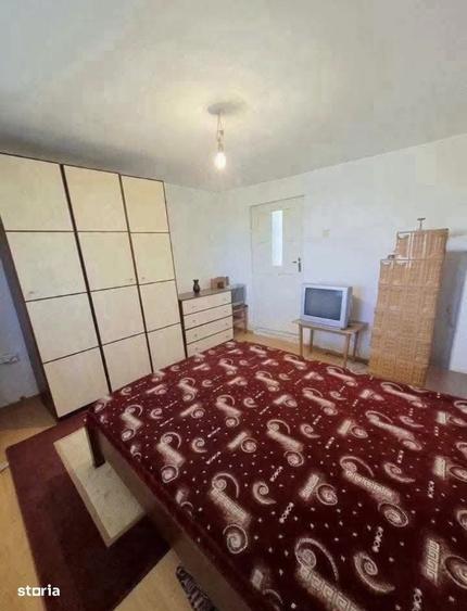 Casă cu 4 camere cu Teren 864 Mp în Central