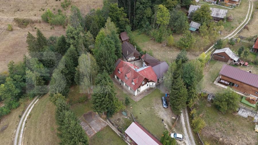 Hotel/Pensiune, de 223 mp, în Botești (Câmpeni)