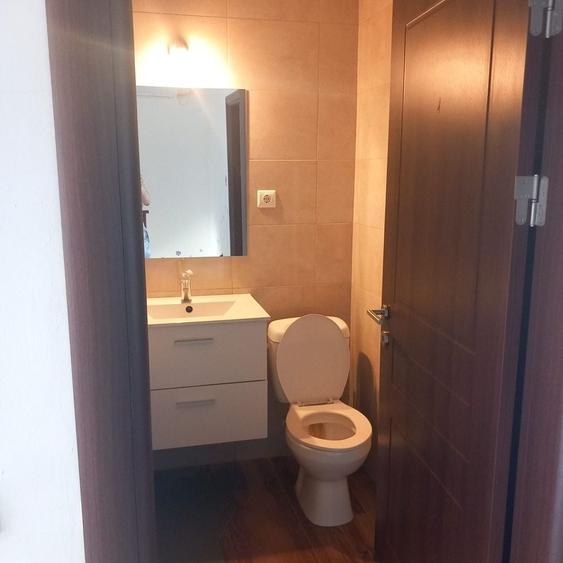 Casă cu 4 camere cu Teren 300 Mp în Central