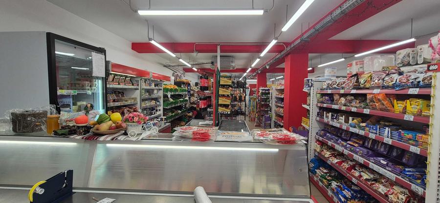 Spațiu comercial, de 100 mp, în Central