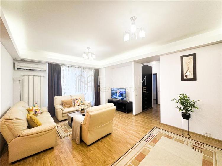 Apartament cu 4 camere semidecomandat, mobilat în Herăstrău