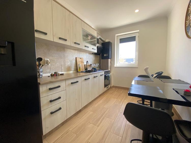 Apartament cu 2 camere decomandat în Militari