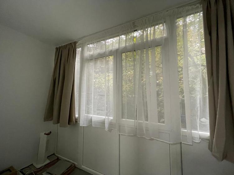 Apartament cu 3 camere decomandat în Brâncoveanu