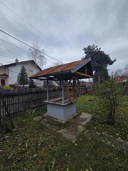 Casă cu 5 camere cu Teren 1000 Mp în Central